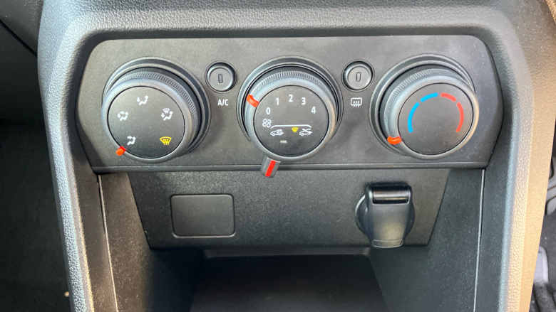 Dacia Sandero Stepway 1.0 TCe Essential 5dr Petrol Hatchback